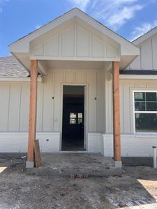 New construction Single-Family house 318 E Lloyd Street, Krum, TX 76249 Laredo - photo 1 1