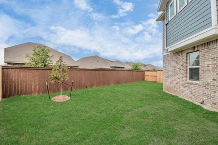 New construction Single-Family house 10038 Rosette Drive, Iowa Colony, TX 77583 Storybrooke - Courtyard Collection- photo 6 6