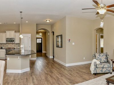 New construction Single-Family house Ivy Way Court, Fort Worth, TX 76118 - photo 10 10