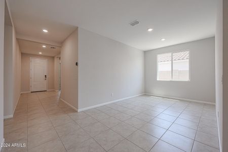 New construction Single-Family house 24557 W Hilton Avenue, Buckeye, AZ 85326 Plan 6- photo 5 5