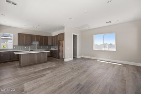 New construction Single-Family house 12347 E Gold Dust Avenue, Scottsdale, AZ 85259 - photo 11 11