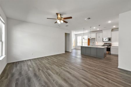 New construction Single-Family house 4230 Helmside Lane, Houston, TX 77053 Lexington- photo 9 9