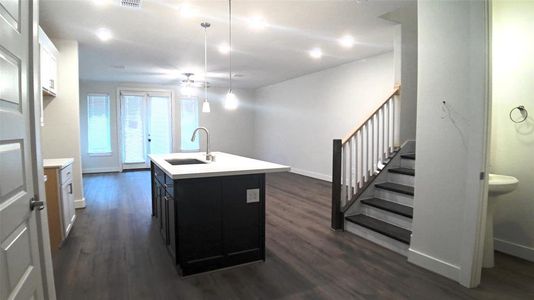 New construction Condo/Apt house 305A E 40Th Street, Houston, TX 77018 Independence  Series - 1791- photo