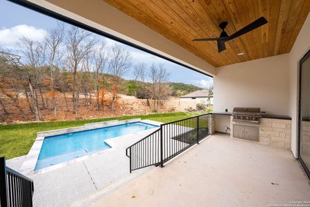 New construction Single-Family house 205 Eagle Drive, Boerne, TX 78006 - photo 2 2