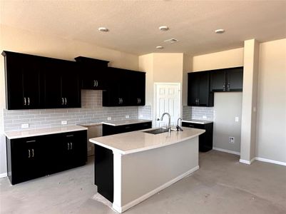 New construction Single-Family house 3918 Silver Falls Lane, League City, TX 77573 Avery Homeplan- photo 22 22