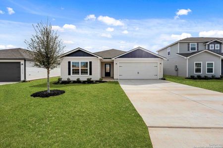 New construction Single-Family house 16009 Windview Court, Lytle, TX 78052 - photo 0