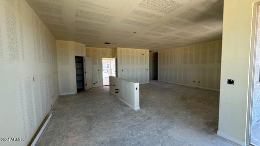 New construction Single-Family house 4142 E Bradford Avenue, San Tan Valley, AZ 85143 Violet Homeplan- photo 15 15