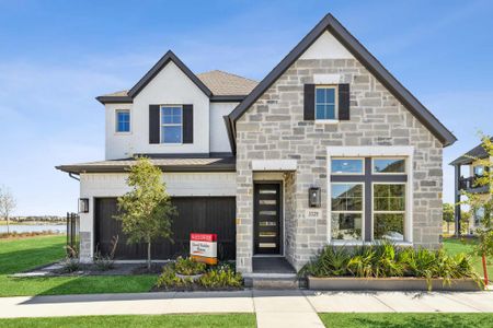 New construction Single-Family house 3329 Monarch Pass Drive, Arlington, TX 76005 - photo 4 4