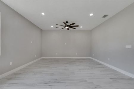 New construction Single-Family house 419 Pinar Drive, Orlando, FL 32825 - photo 11 11