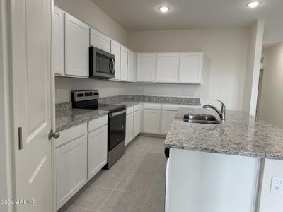 New construction Single-Family house 37954 N Neatwood Drive, San Tan Valley, AZ 85140 - photo 6 6