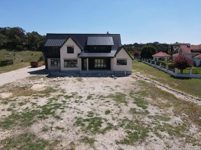 New construction Single-Family house 426 Mystic Shores, Spring Branch, TX 78070 - photo 0 0