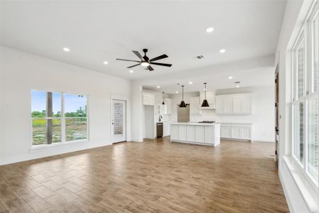 New construction Single-Family house 105 Clara Drive, Poolville, TX 76487 - photo 4 4