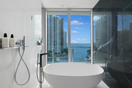 New construction Condo/Apt house 300 Biscayne Blvd Way, Unit 1101, Miami, FL 33131 - photo 27 27