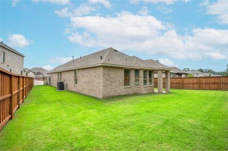 New construction Single-Family house 27210 E Lombard Wood Drive, Magnolia, TX 77354 - photo 35 35