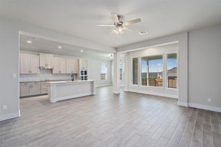 New construction Single-Family house 212 Scenic Hills Cir, Georgetown, TX 78628 Plan Unknown- photo 7 7