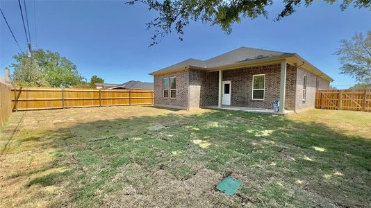 New construction Single-Family house 228 Backlash Drive, Gun Barrel City, TX 75156 - photo 31 31