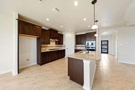 New construction Single-Family house 11602 Briceway Land, San Antonio, TX 78254 - photo 13 13
