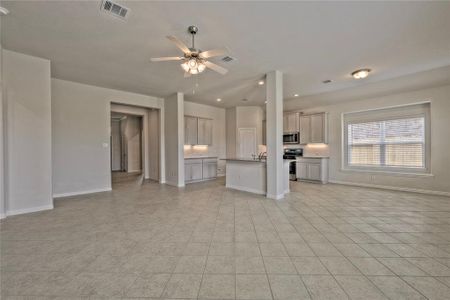 New construction Single-Family house 8431 Bay Orchard Drive, Baytown, TX 77521 The Canterbury- photo 4 4