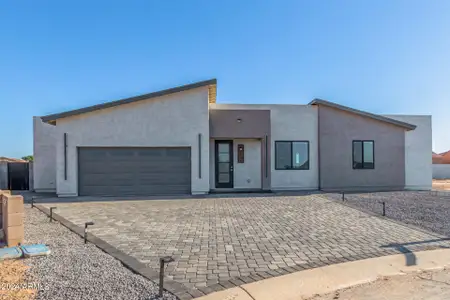 New construction Single-Family house 9300 W Hartigan Lane, Arizona City, AZ 85123 - photo 0