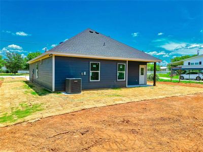 New construction Single-Family house 6008 S Lakeside Hills Court, Granbury, TX 76048 - photo 33 33