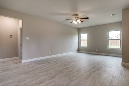 New construction Single-Family house Aurora, 1051 S US Highway 175, Seagoville, TX 75159 - photo