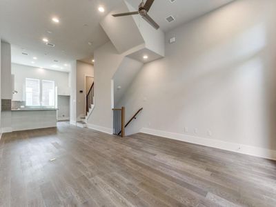 New construction Townhouse house 381 E Greenbriar Lane, Unit 1003, Dallas, TX 75203 - photo 5 5