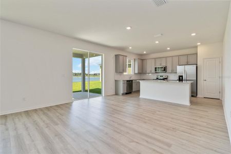 New construction Single-Family house 9327 Sandy Bluffs Circle, Parrish, FL 34219 - photo 6 6