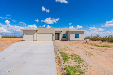 New construction Single-Family house 28205 N 213Th Drive, Wittmann, AZ 85361 - photo 0 0