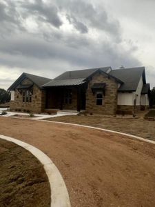 New construction Single-Family house 140 Oak Bend Dr, Liberty Hill, TX 78642 - photo 3 3