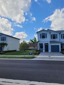 New construction Townhouse house 28672 Sw 134Th Ct, Homestead, FL 33033 - photo 0