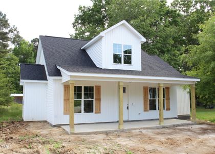New construction Single-Family house 205 Rogers Avenue, Creedmoor, NC 27522 - photo 3 3