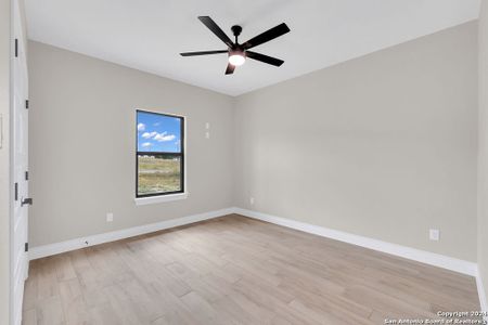 New construction Single-Family house 101 Hondo Vista, La Vernia, TX 78121 - photo 24 24