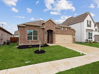 New construction Single-Family house 921 Rosebay Drive, Justin, TX 76247 - photo 2 2