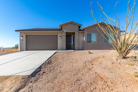 New construction Single-Family house 828 E Walden Drive, Phoenix, AZ 85086 - photo 0