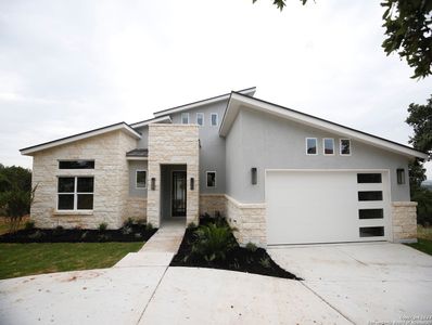New construction Single-Family house 1218 High Point Ln, Spring Branch, TX 78070 - photo 12 12