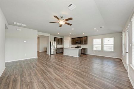 New construction Single-Family house 518 Windy Reed Rd, Hutto, TX 78634 - photo 8 8