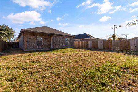 New construction Single-Family house 318 Pearl Street, Cleburne, TX 76031 - photo 20 20