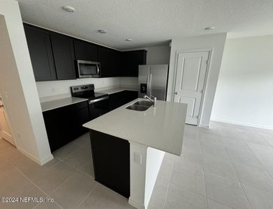 New construction Townhouse house 10128 Deep Pine Court, Jacksonville, FL 32221 - photo 5 5