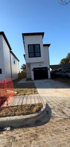 New construction Single-Family house 2422 St Clair, Dallas, TX 75215 - photo 1 1