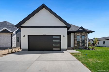 New construction Single-Family house 1743 Barefoot Drive, Windsor, CO 80550 - photo 0 0