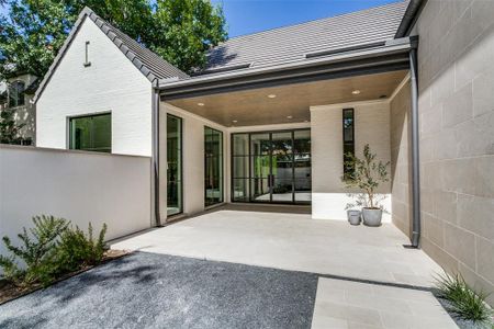 View of front entrance patio / terrace