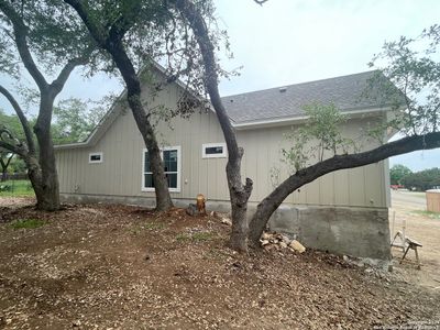 New construction Single-Family house 1095 Diamondhead Dr., Canyon Lake, TX 78133 - photo 1 1