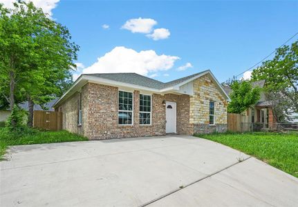 New construction Single-Family house 707 N Brazos Avenue, Cleburne, TX 76031 - photo