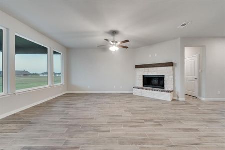 New construction Single-Family house 2903 Mossy Oak Drive, Oak Ridge, TX 75161 Colorado II- photo 18 18