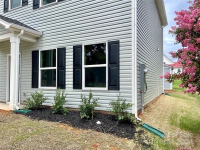 New construction Single-Family house 101 E Louisiana Avenue, Bessemer City, NC 28016 - photo 13 13