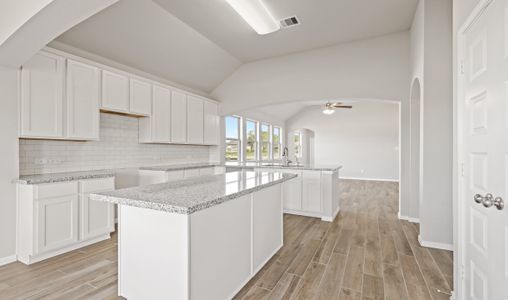 New construction Single-Family house 9204 Boulder Boulevard, Conroe, TX 77303 - photo 9 9