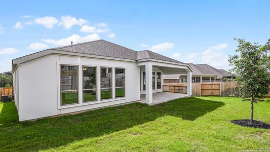 New construction Single-Family house 111 Carolina Jasmine Drive, San Marcos, TX 78666 Design 2739S- photo 20 20