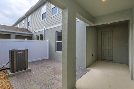 New construction Townhouse house 13221 Peaceful Melody Way, Winter Garden, FL 34787 - photo 24 24