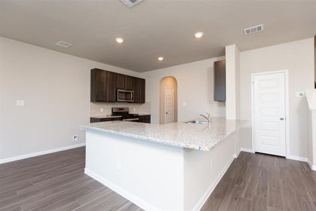 New construction Single-Family house 5406 Briana Dee Drive, Rosharon, TX 77583 Devonhurst II- photo 8 8