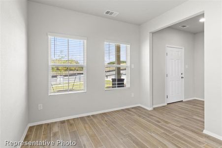 New construction Single-Family house 5521 Sacra Cv, Austin, TX 78747 Cloverleaf 2051- photo 4 4